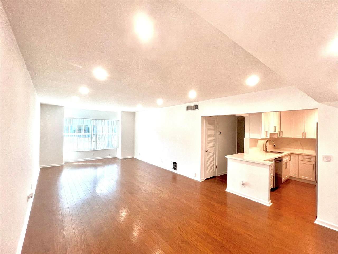 6600 22nd Way - Photo 1