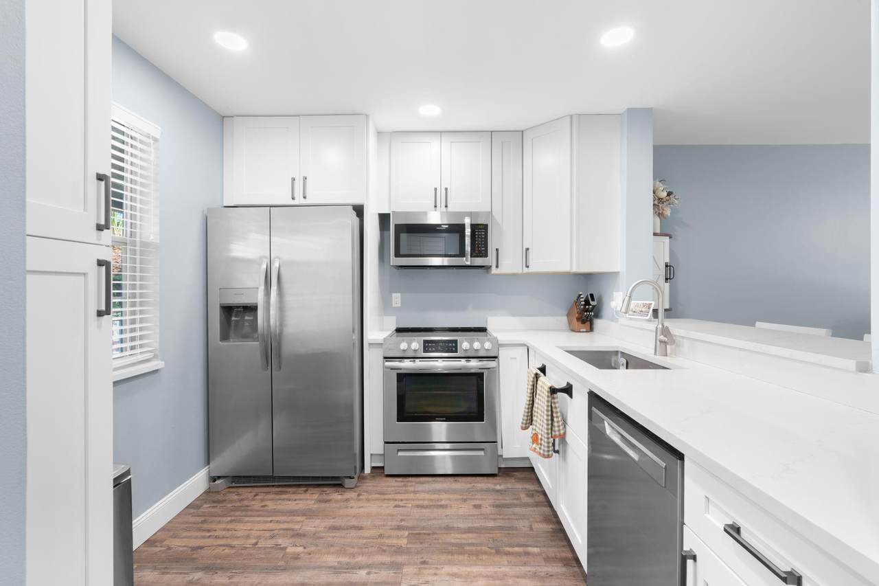 8800 Royal Palm Boulevard - Photo 1