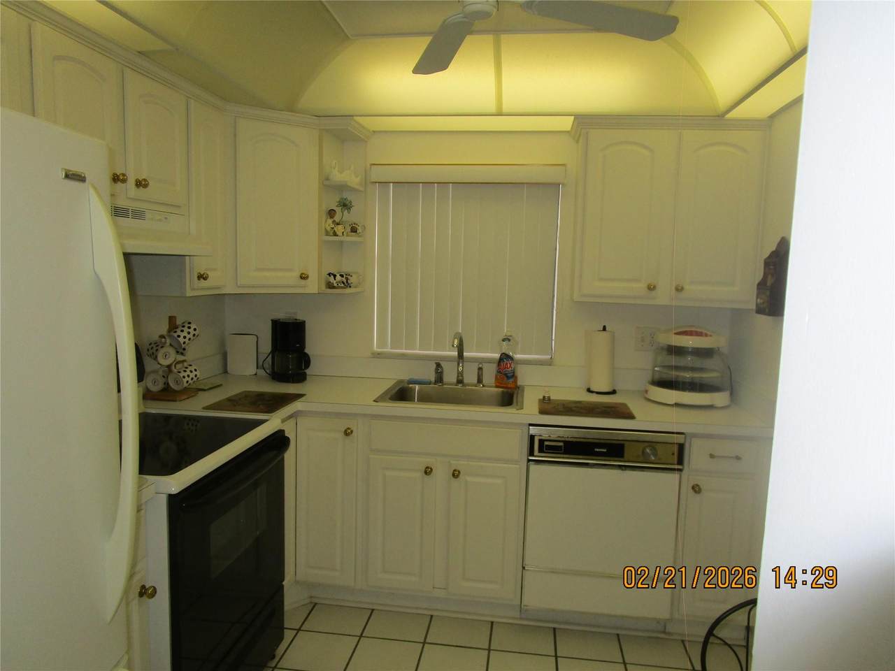 9350 Sunrise Lakes Boulevard - Photo 1