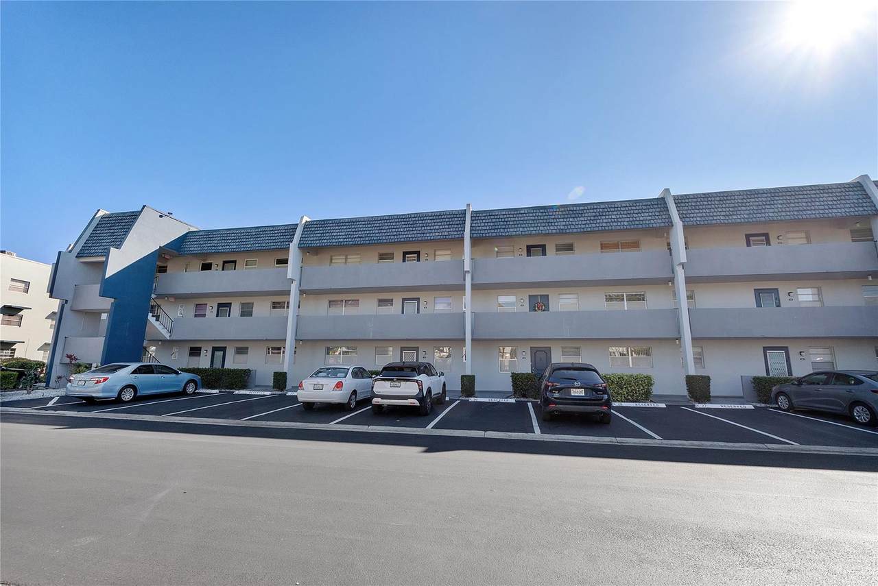 7787 Golf Circle Drive - Photo 1