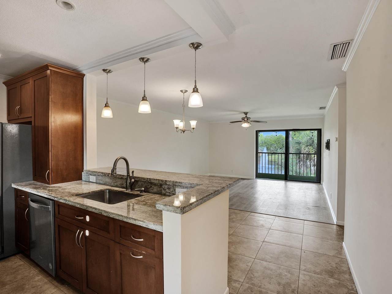 930 9th Street Circle - Photo 1