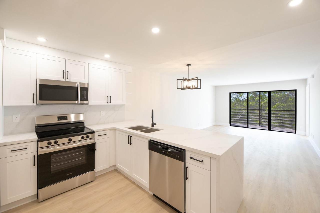 2322 Cypress Bend Drive - Photo 1