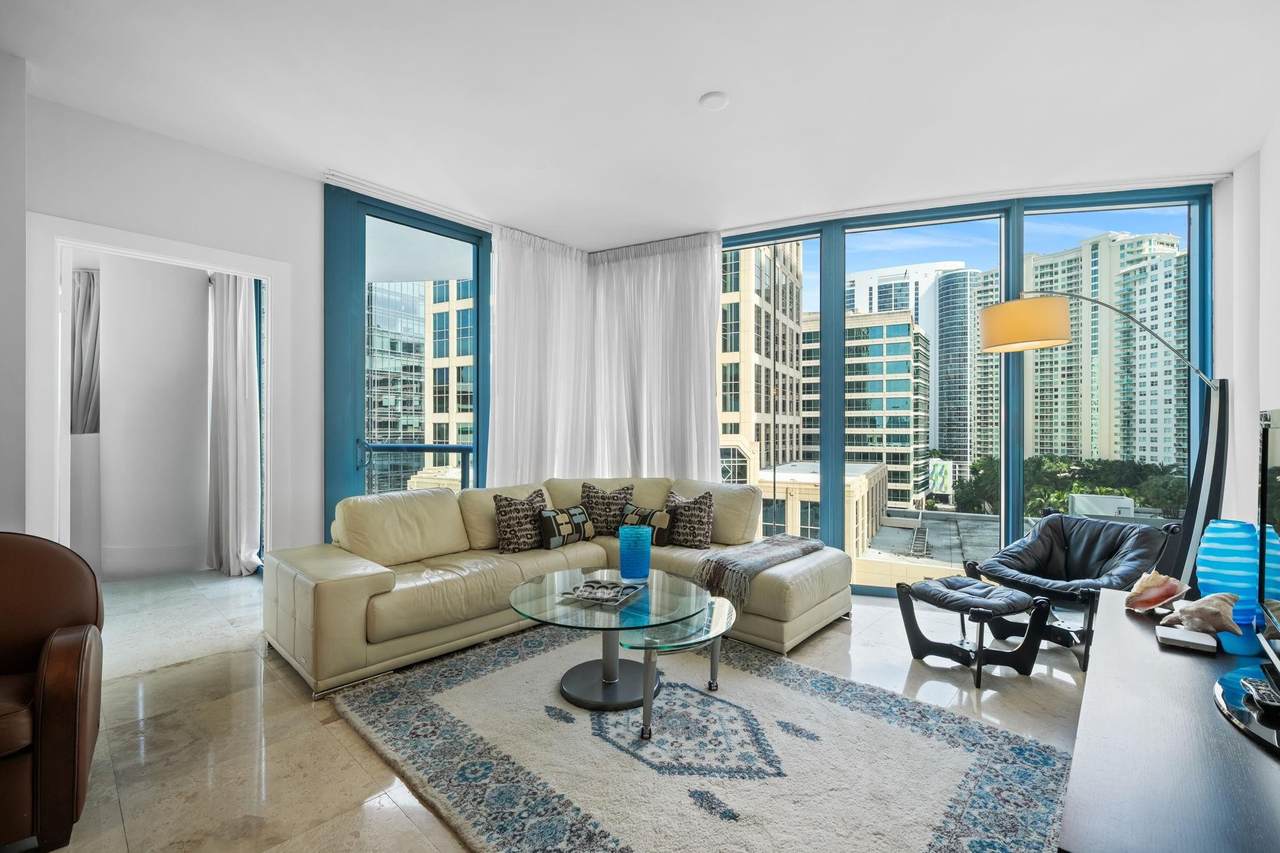 333 Las Olas Way - Photo 1