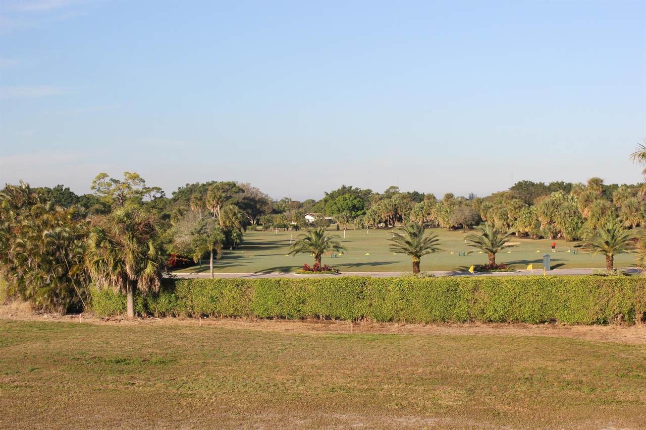 https://bt-photos.global.ssl.fastly.net/beaches/1280_boomver_1_R10688006-2.jpg