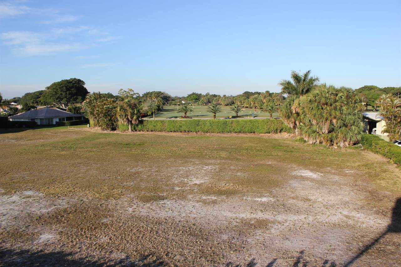 https://bt-photos.global.ssl.fastly.net/beaches/1280_boomver_1_R10688006-2.jpg