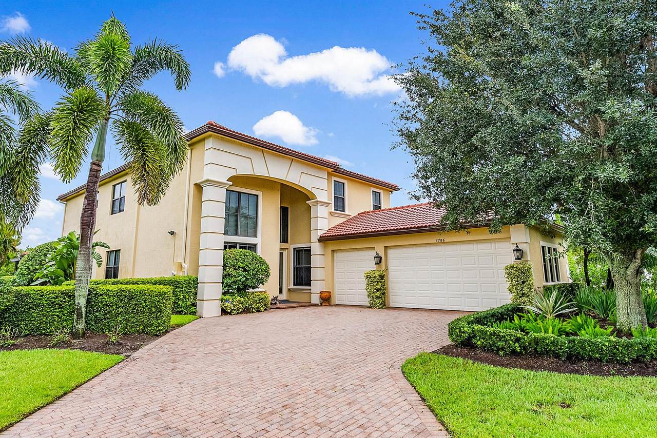 6786 Fox Hollow Drive - Photo 1