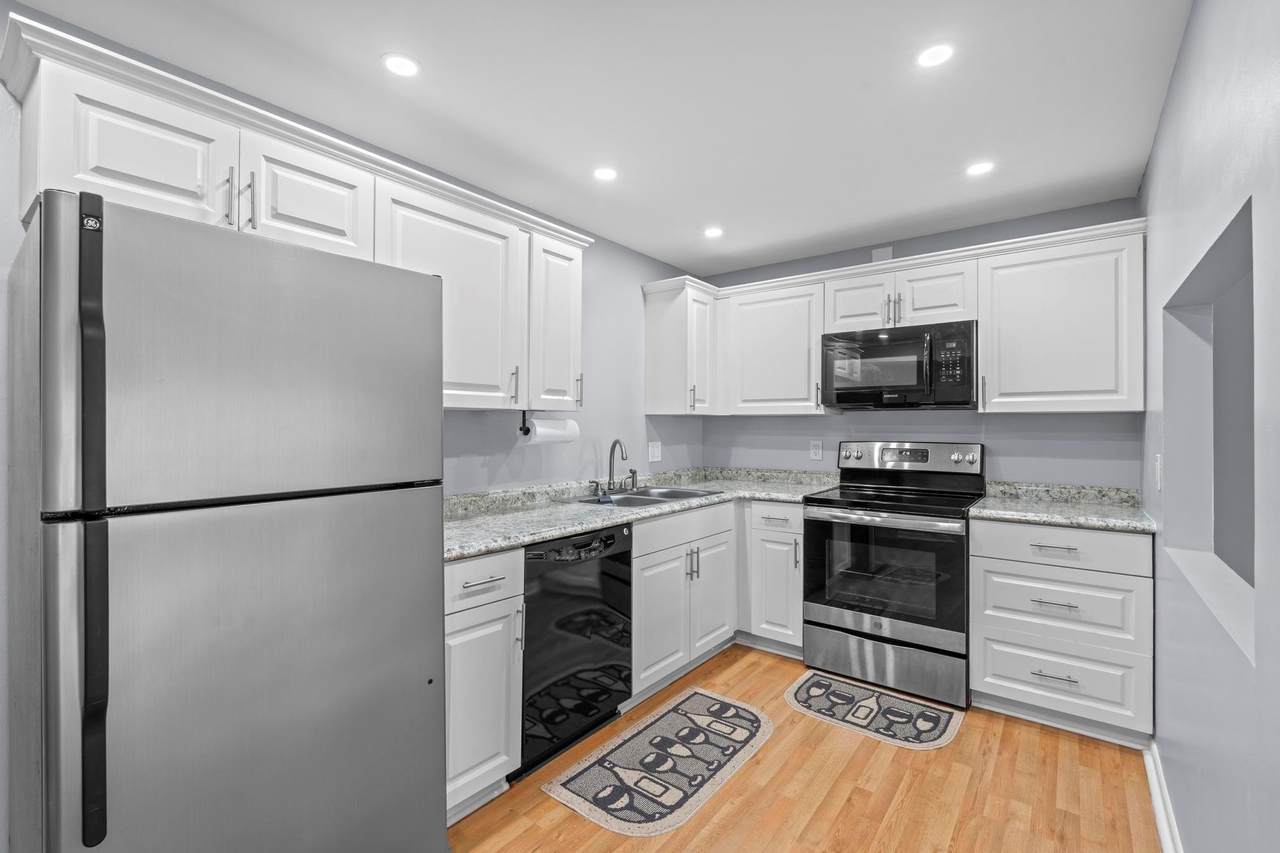 1010 Green Pine Blvd Boulevard - Photo 1