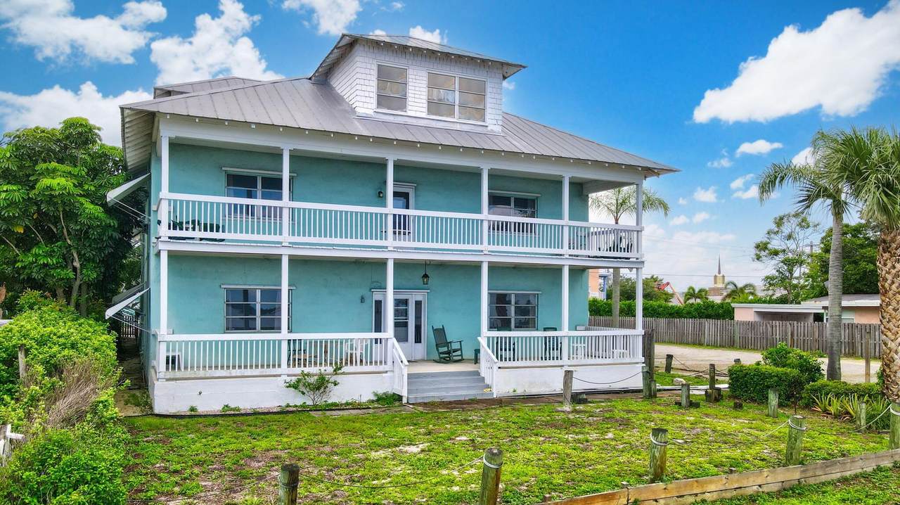 15 Seminole Street - Photo 1
