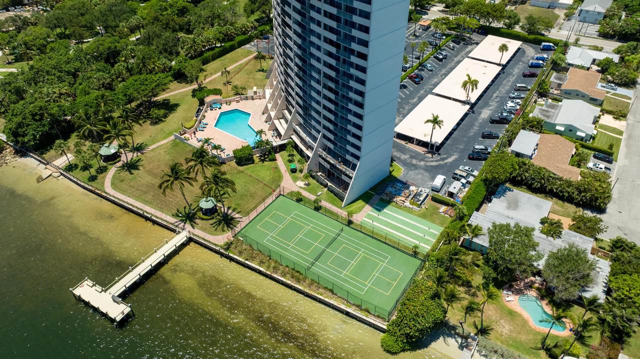 https://bt-photos.global.ssl.fastly.net/beaches/1280_boomver_1_R11004924-2.jpg