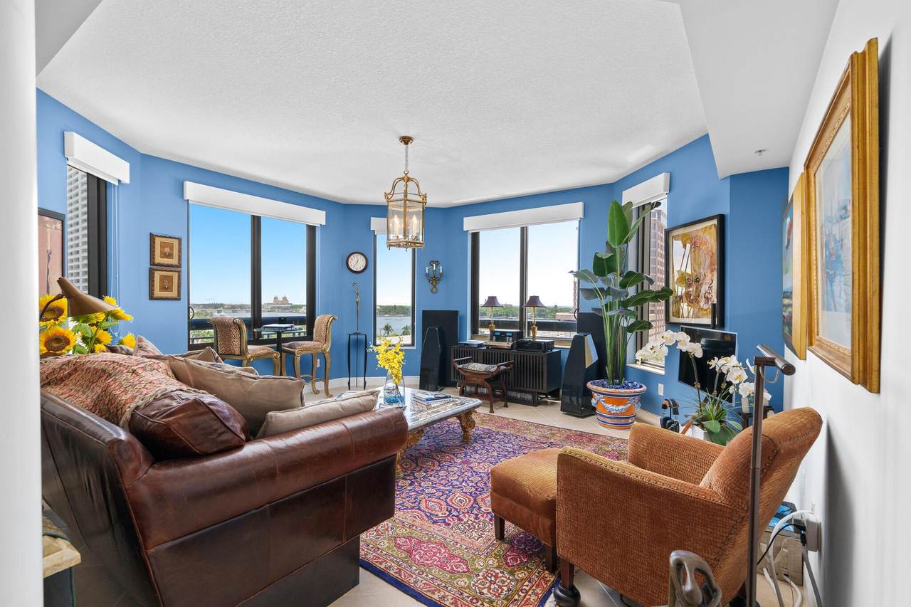 801 Olive Avenue - Photo 1