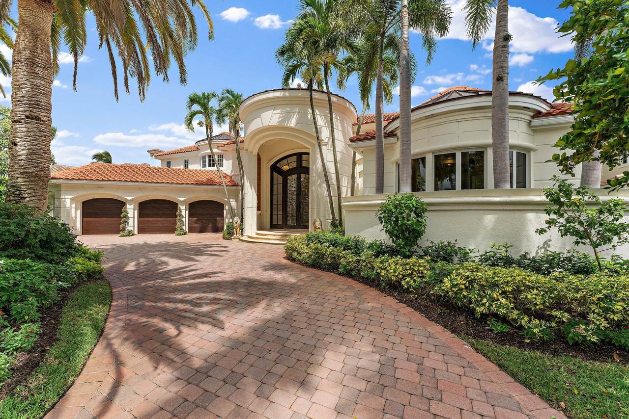 42 Saint Thomas Drive - Photo 1