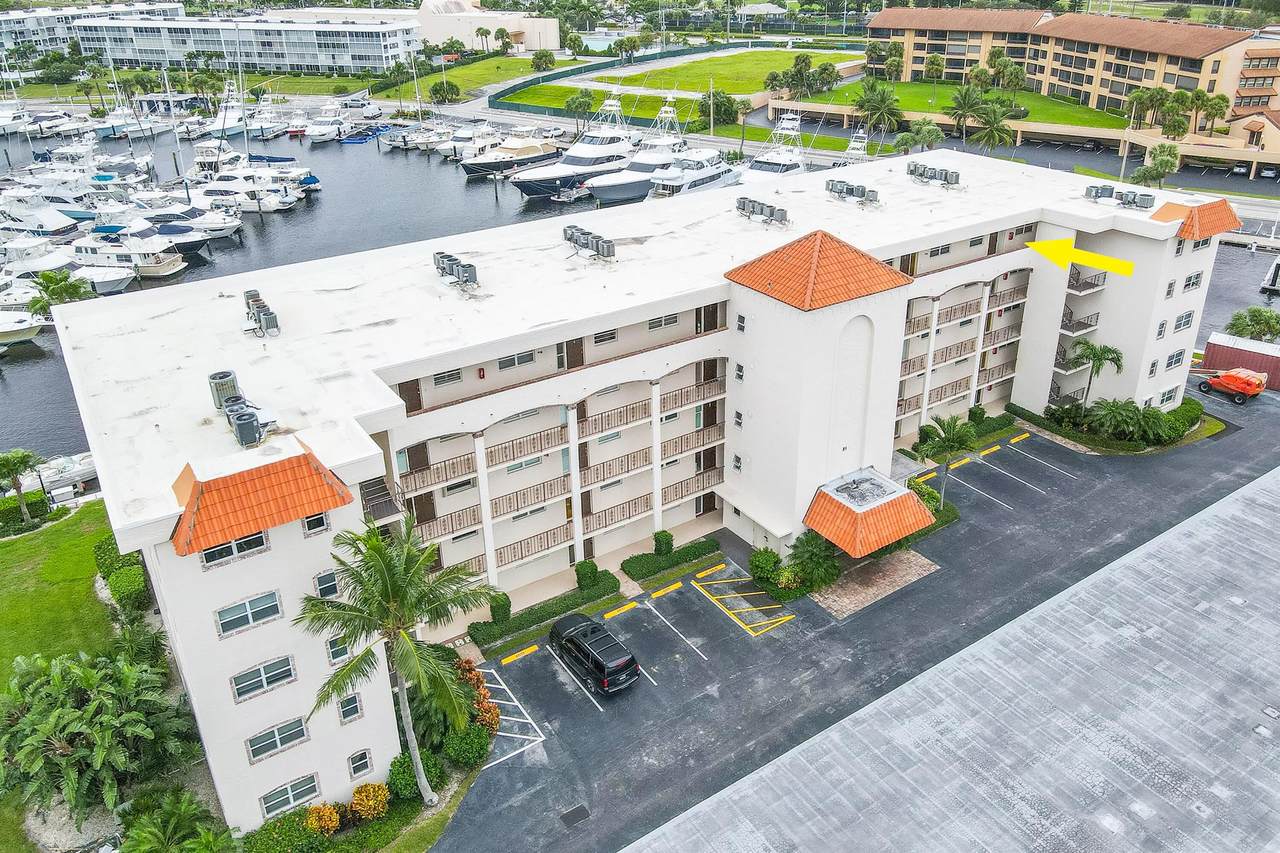 21 Yacht Club Drive - Photo 1