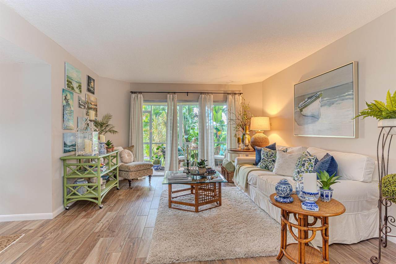 3755 Via Poinciana - Photo 1