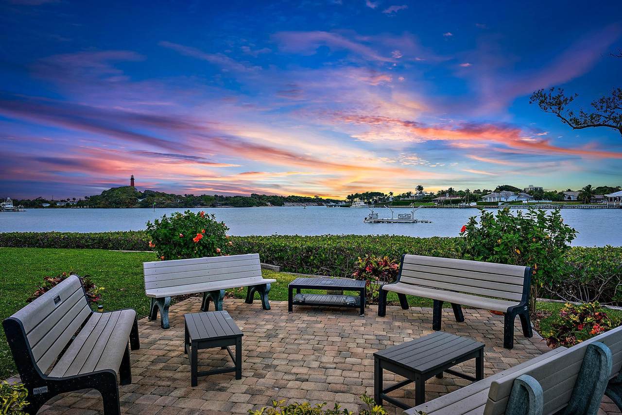 https://bt-photos.global.ssl.fastly.net/beaches/1280_boomver_1_R11042637-2.jpg