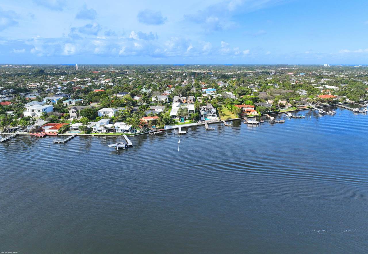 https://bt-photos.global.ssl.fastly.net/beaches/1280_boomver_1_R11048864-2.jpg