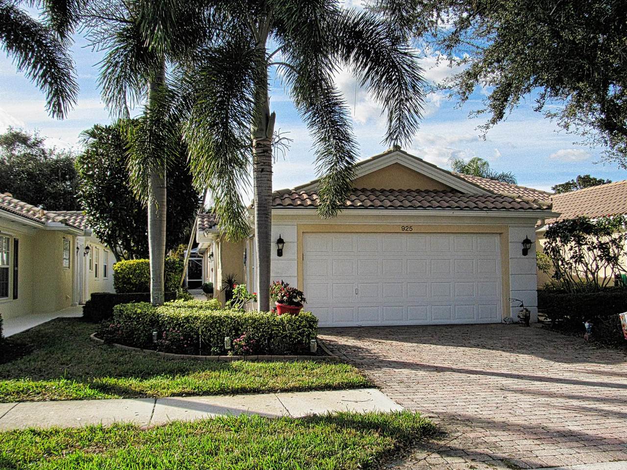 925 Magdalena Road - Photo 1