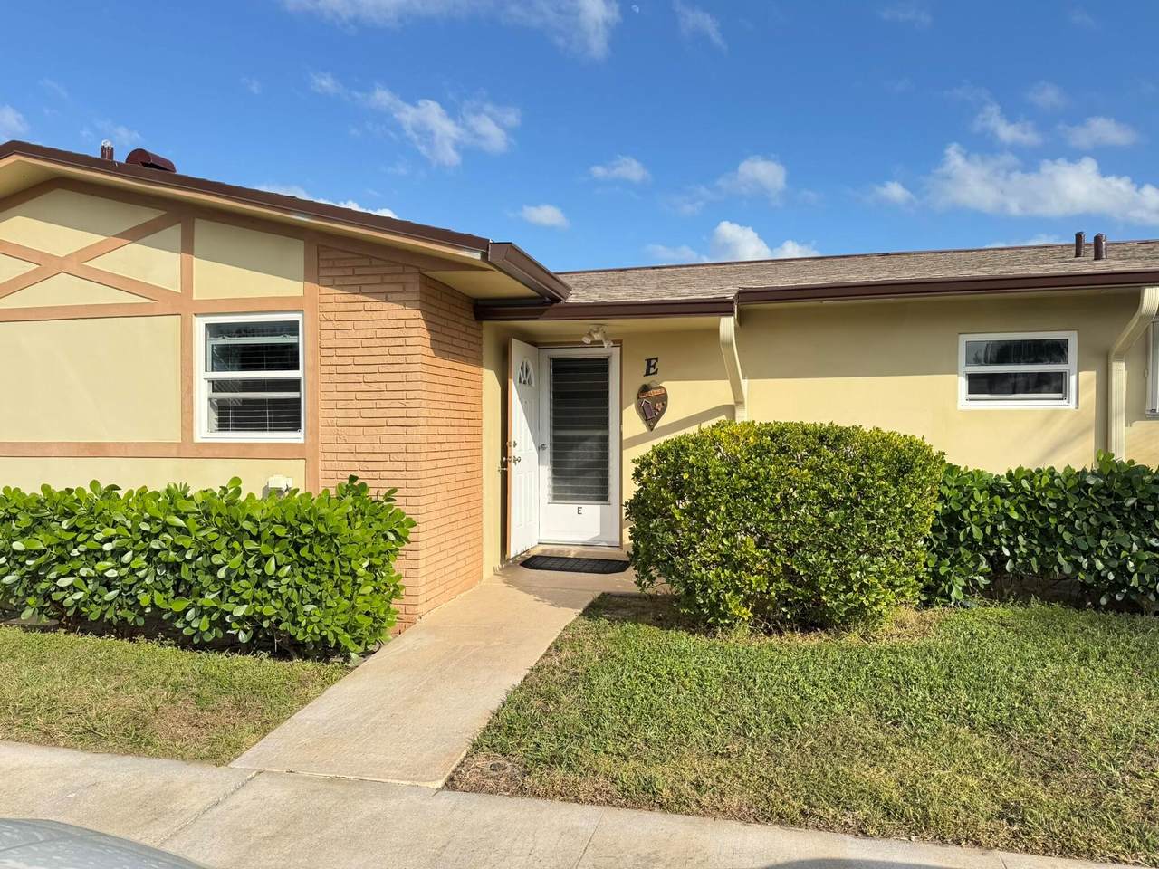 2822 Crosley Drive - Photo 1
