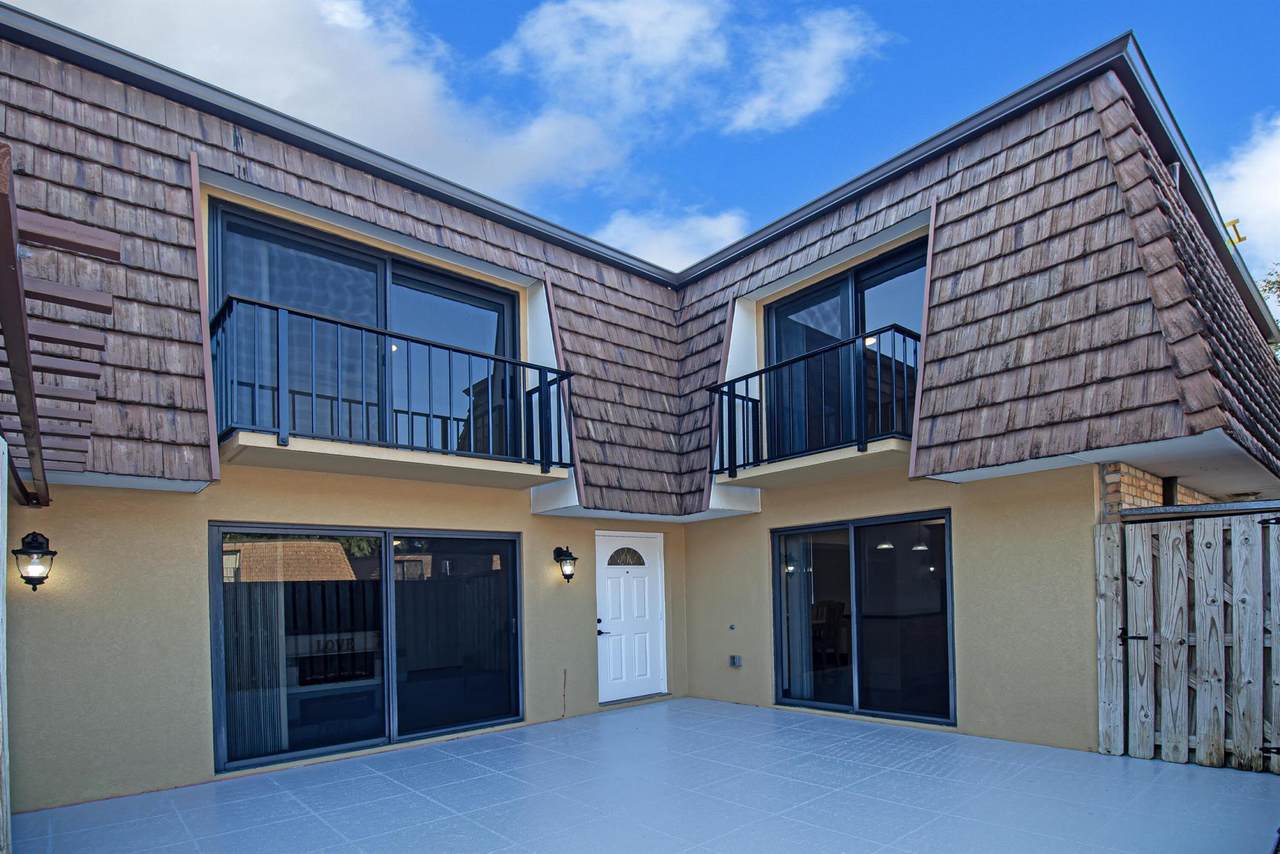 1613 16th Lane - Photo 1