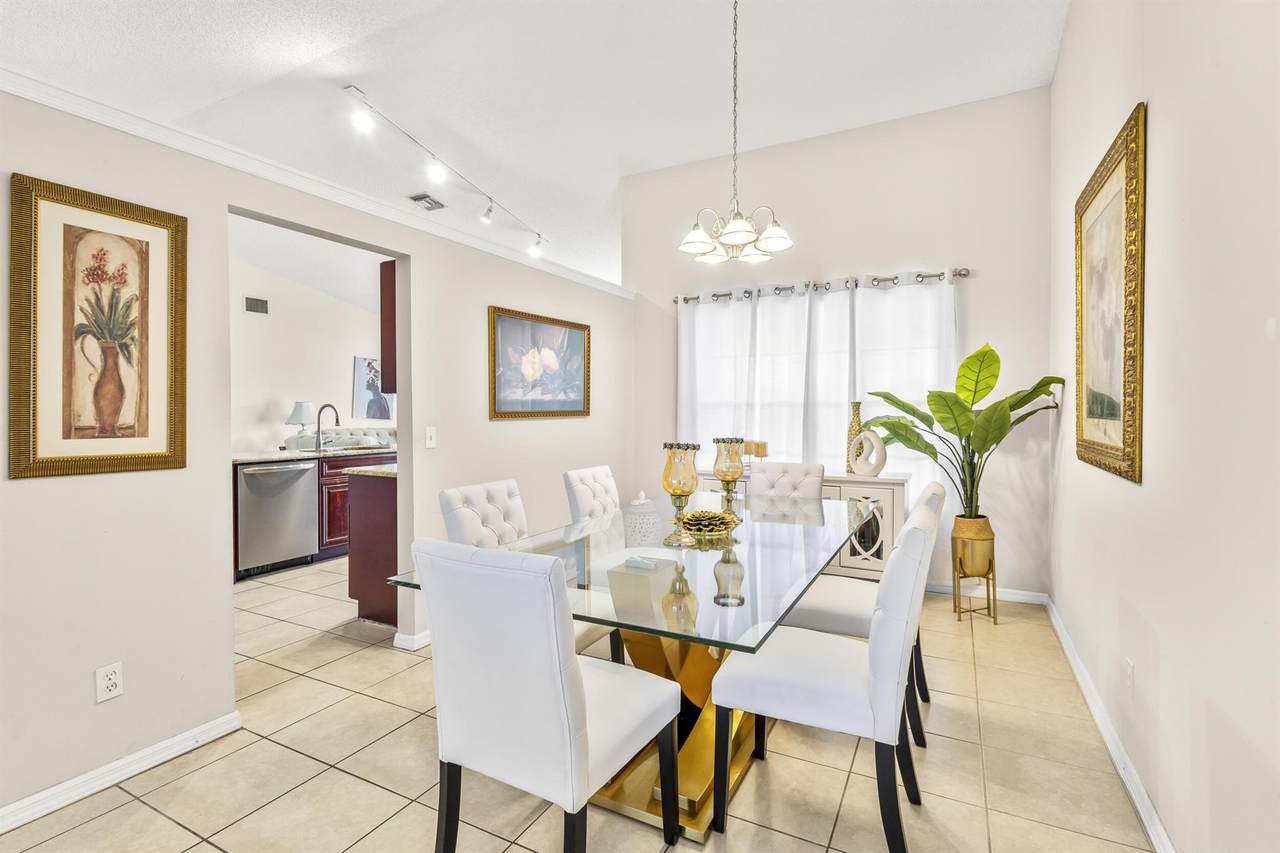 791 Hillsboro Circle - Photo 1