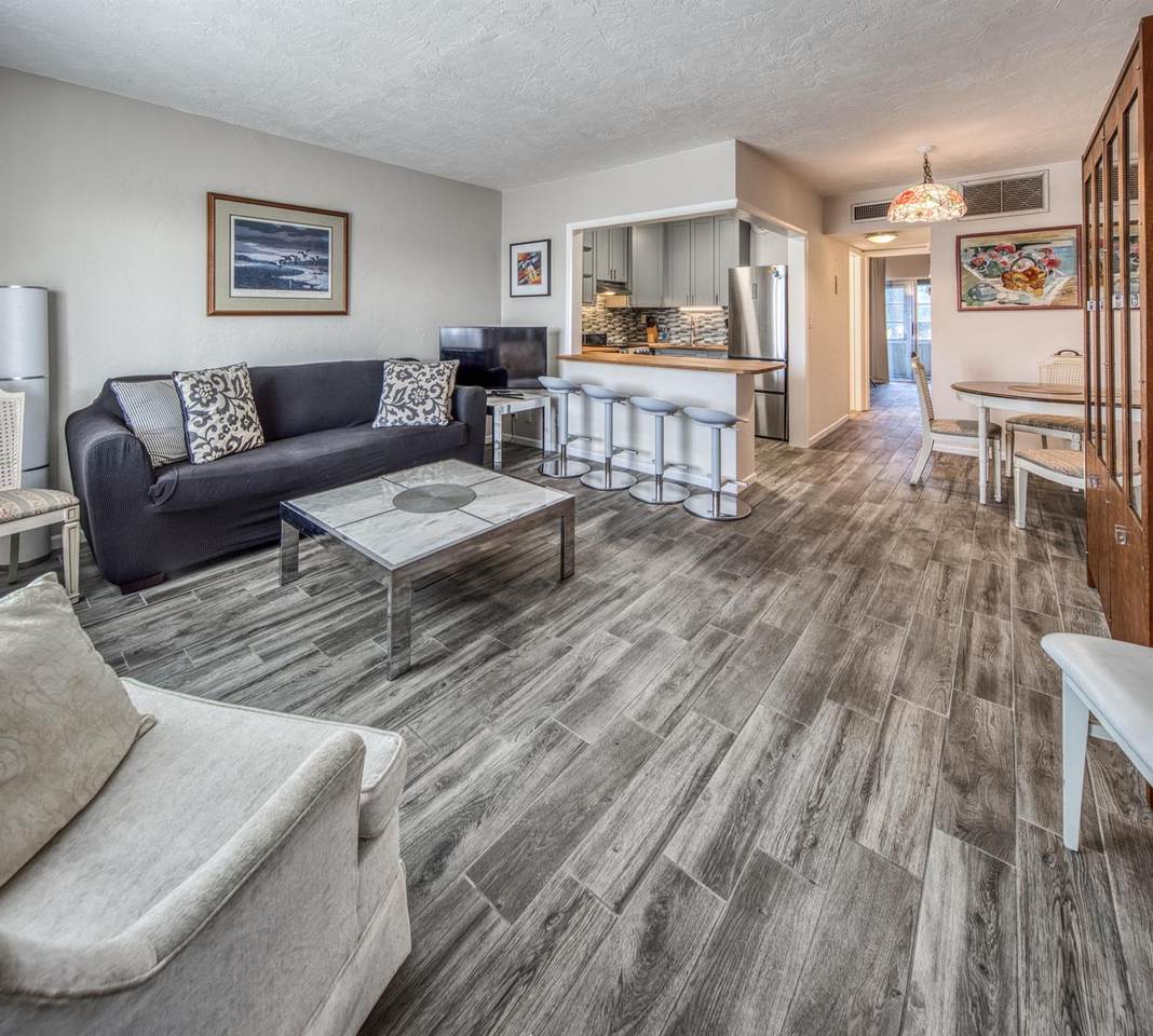 2381 Sunset Avenue - Photo 1