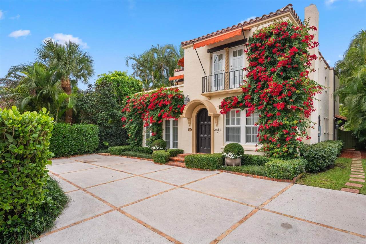 2411 Aravale Road - Photo 1
