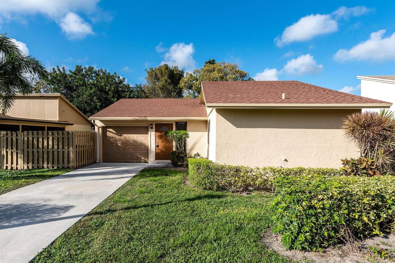 3115 9th Street - Photo 1