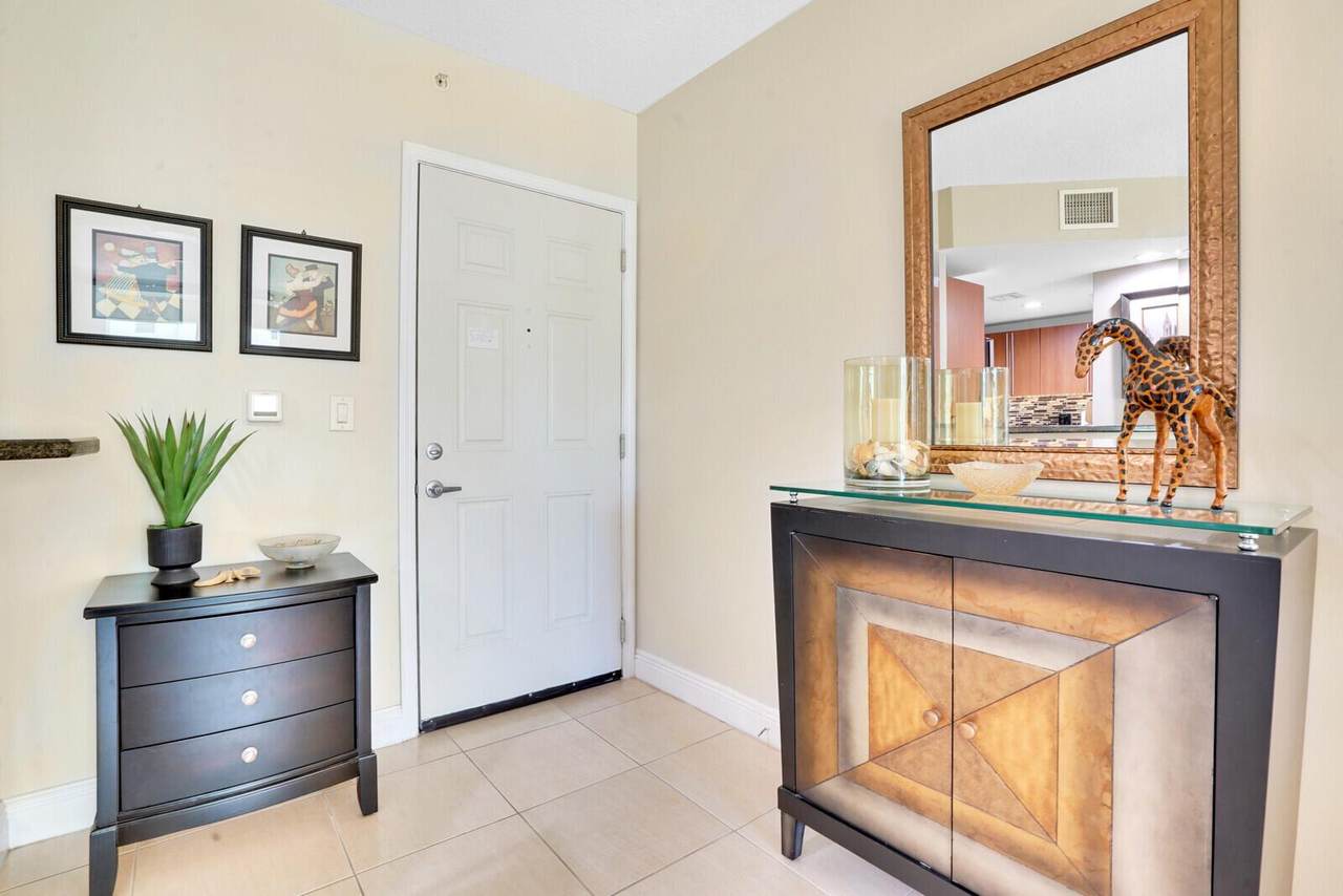 610 Clematis Street - Photo 1