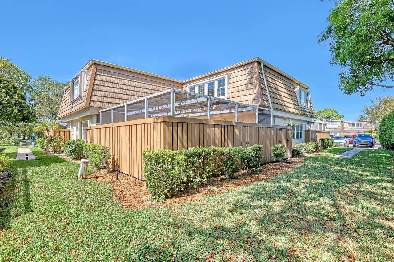 11677 Ficus Street - Photo 1