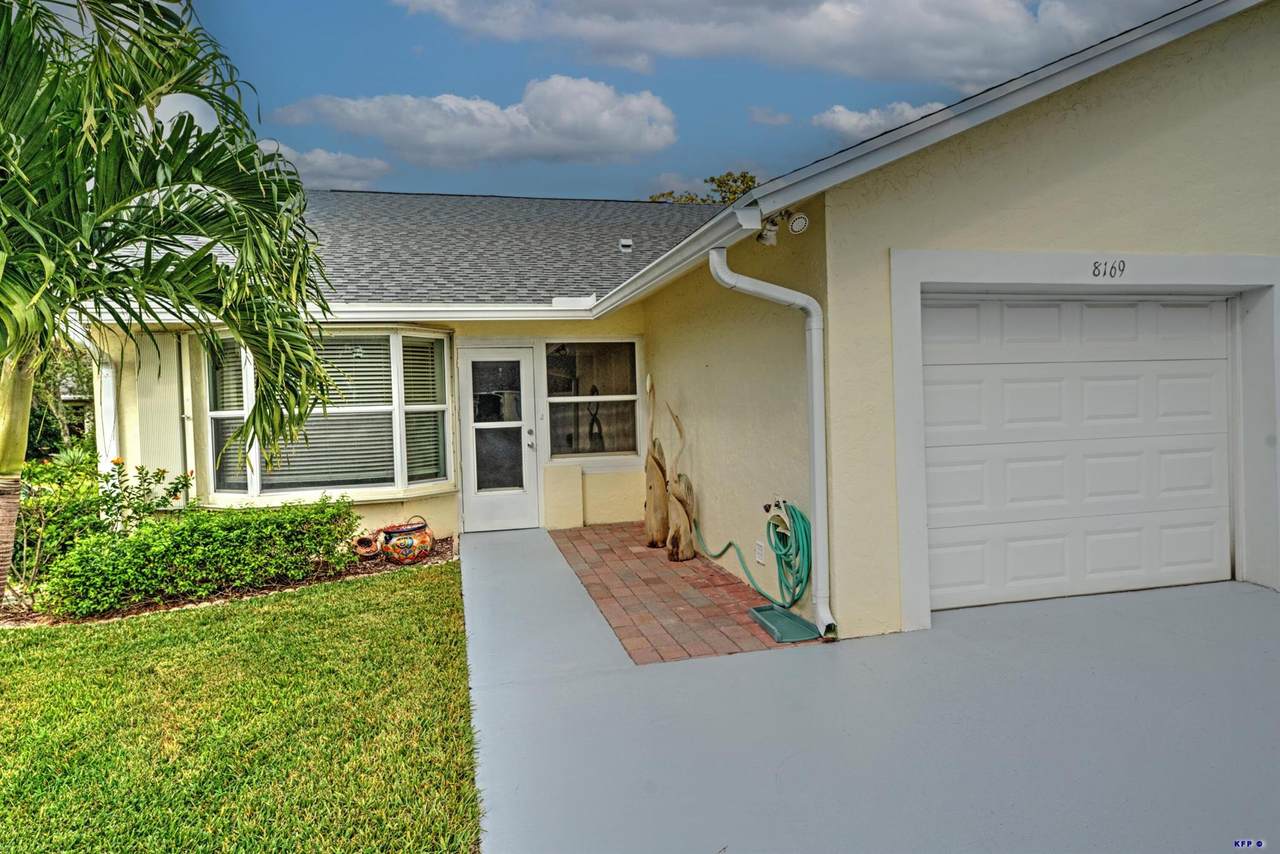 8169 Fox Hill Place - Photo 1