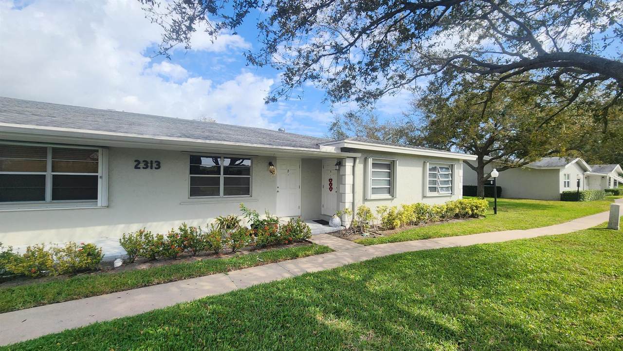 2313 Lowson Boulevard - Photo 1