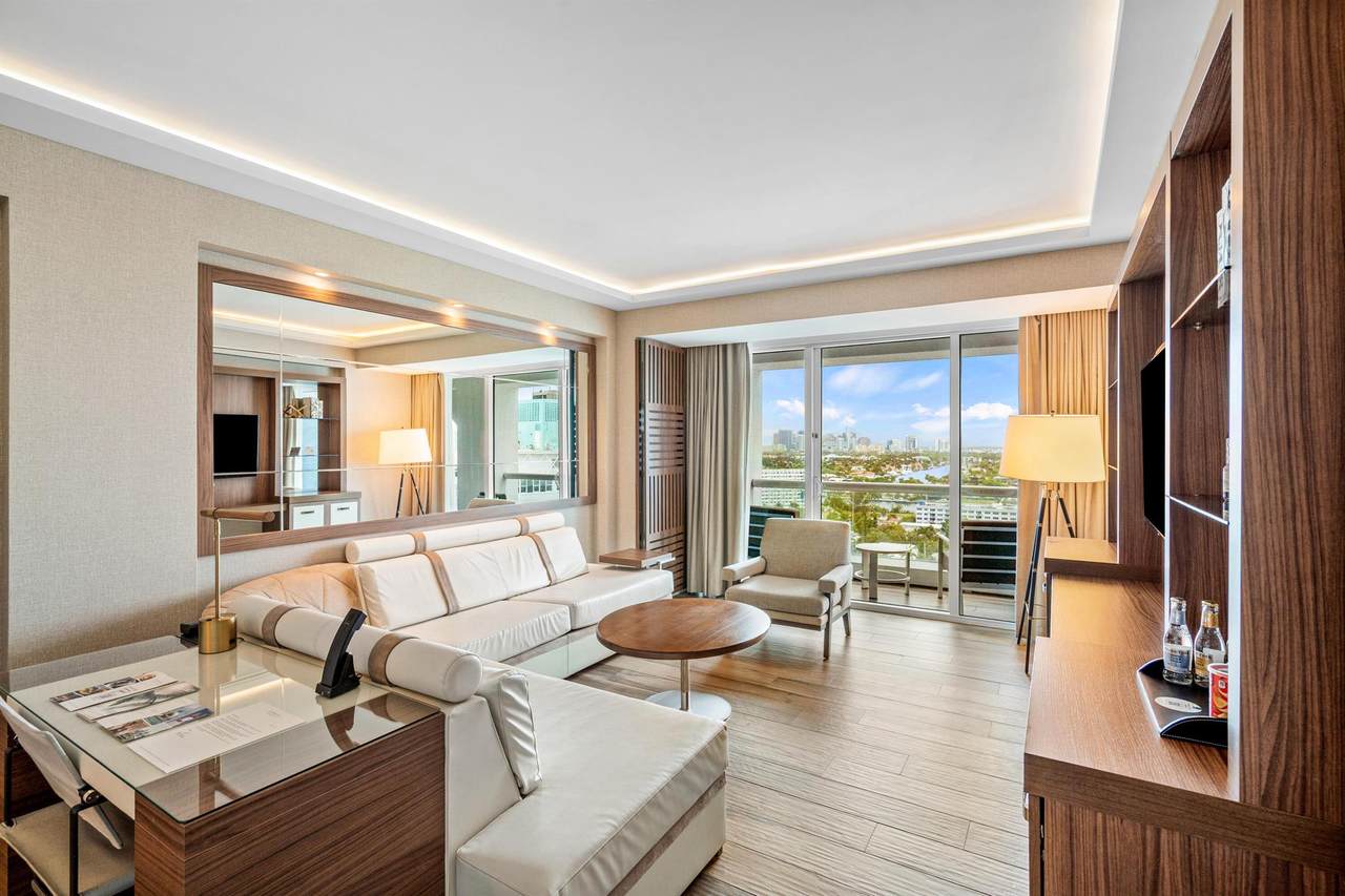 551 Fort Lauderdale Beach Boulevard - Photo 1