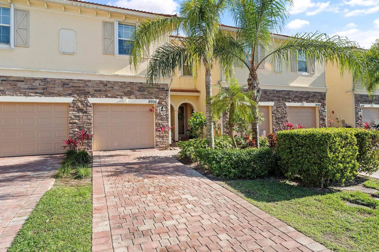 9706 Purple Martin Way - Photo 1