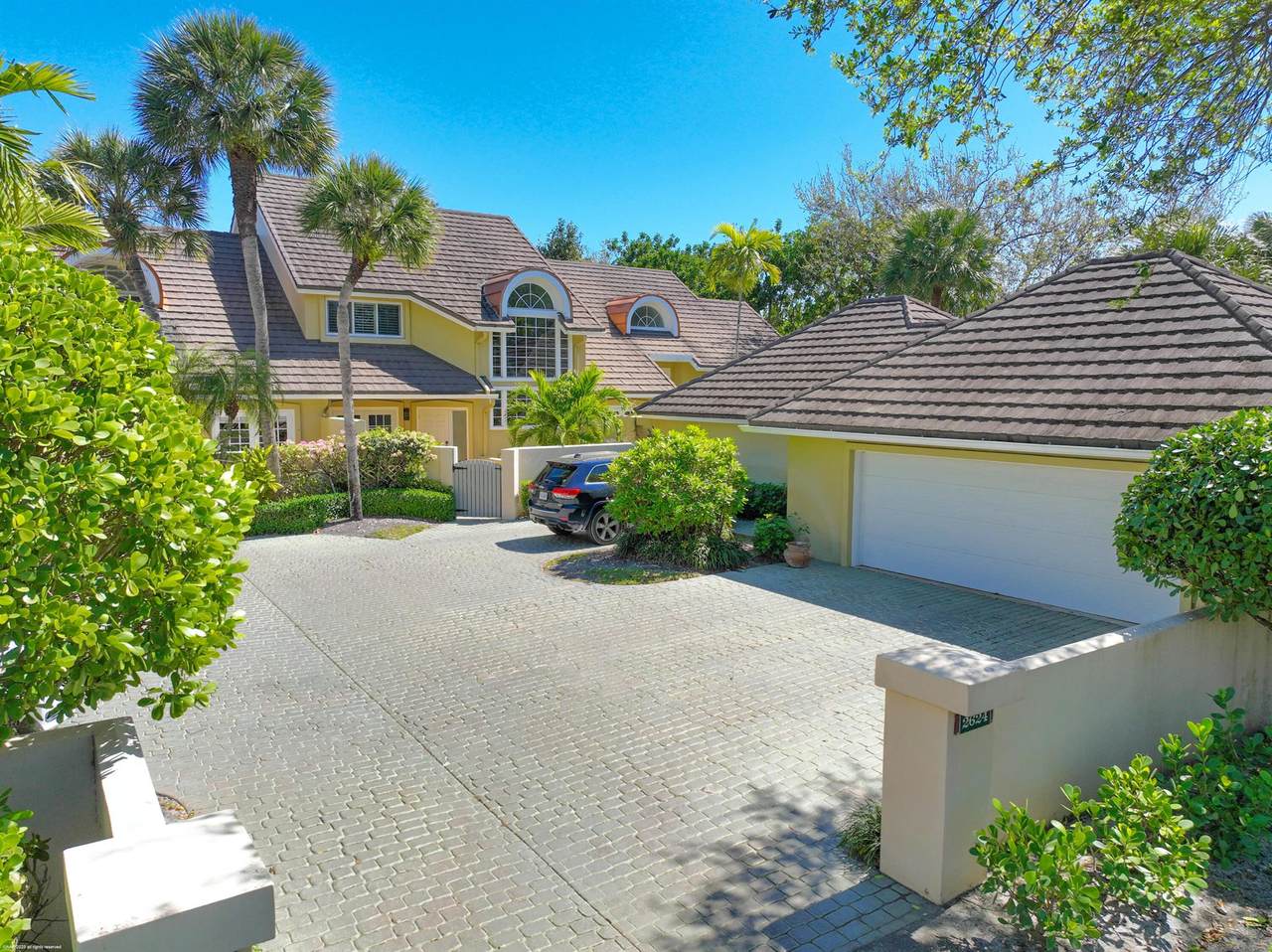2624 Muirfield Court - Photo 1
