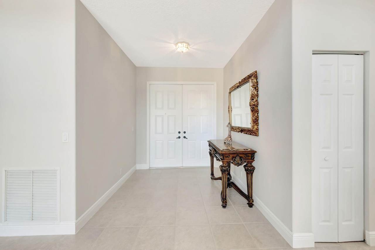 6453 Kirsten Way - Photo 1