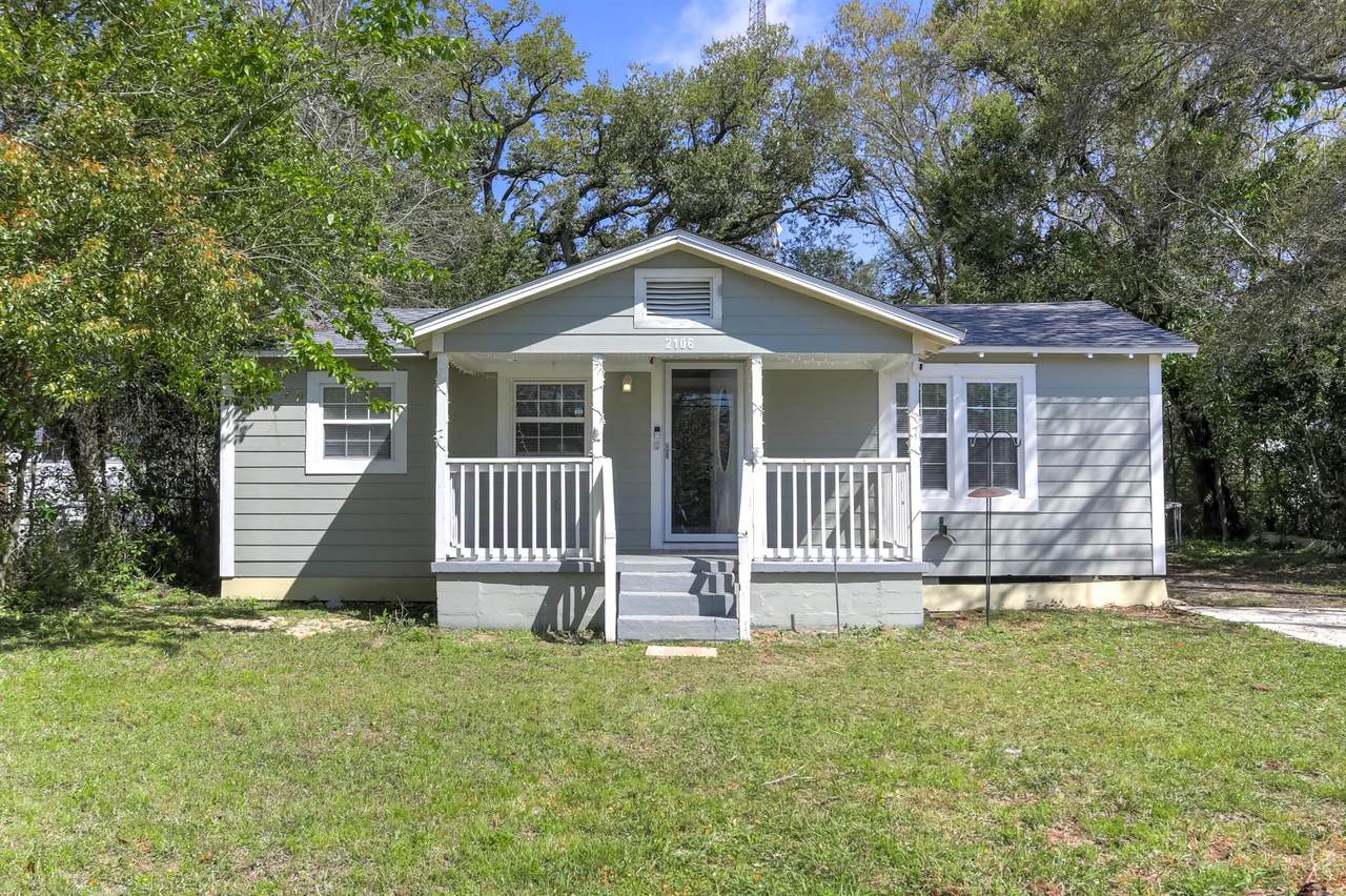 2106 Bobe Street - Photo 1