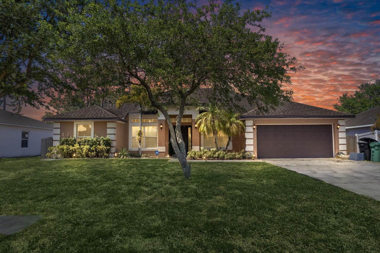 4226 Savona Boulevard - Photo 1