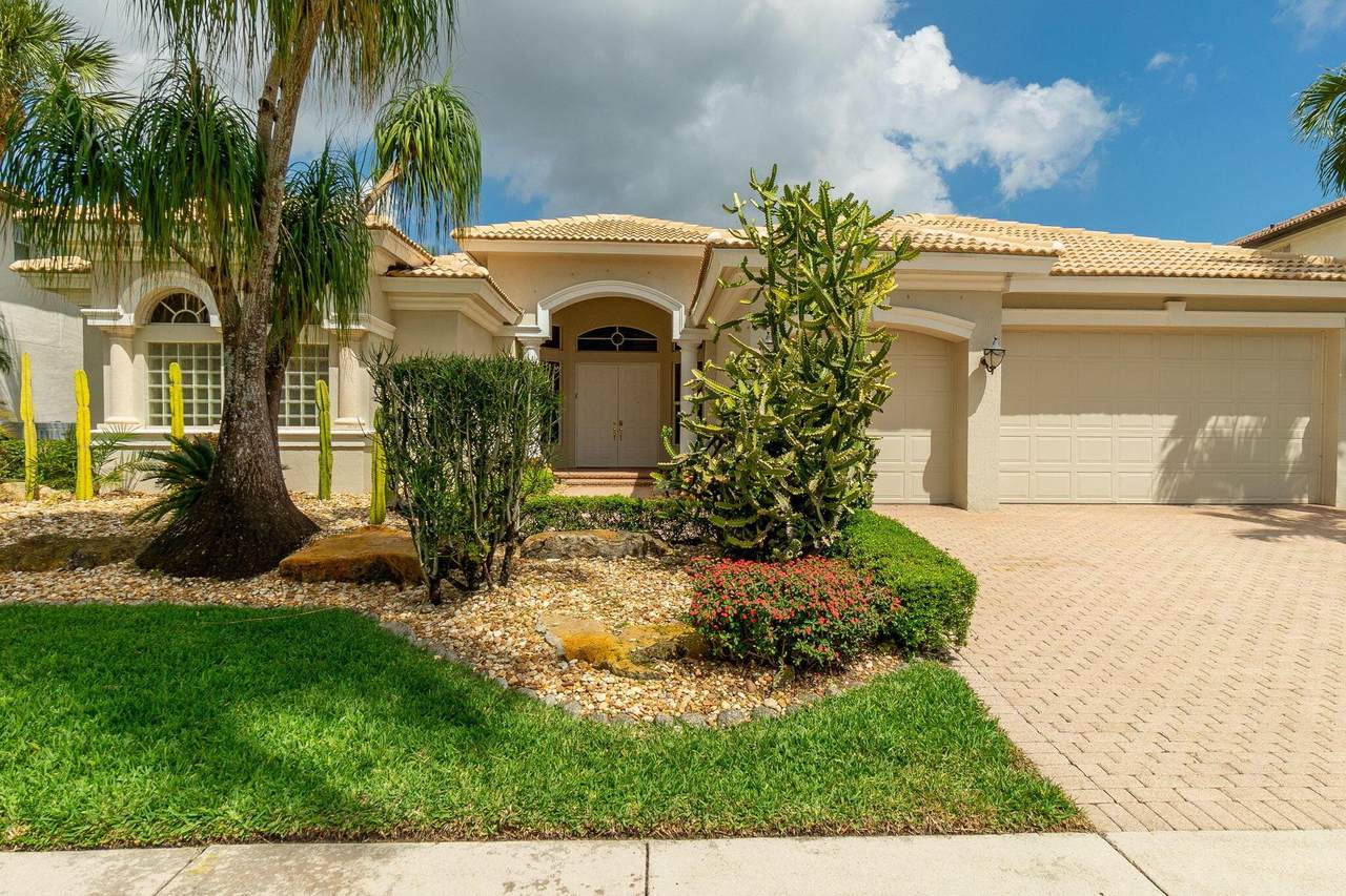 15974 Laurel Creek Drive - Photo 1