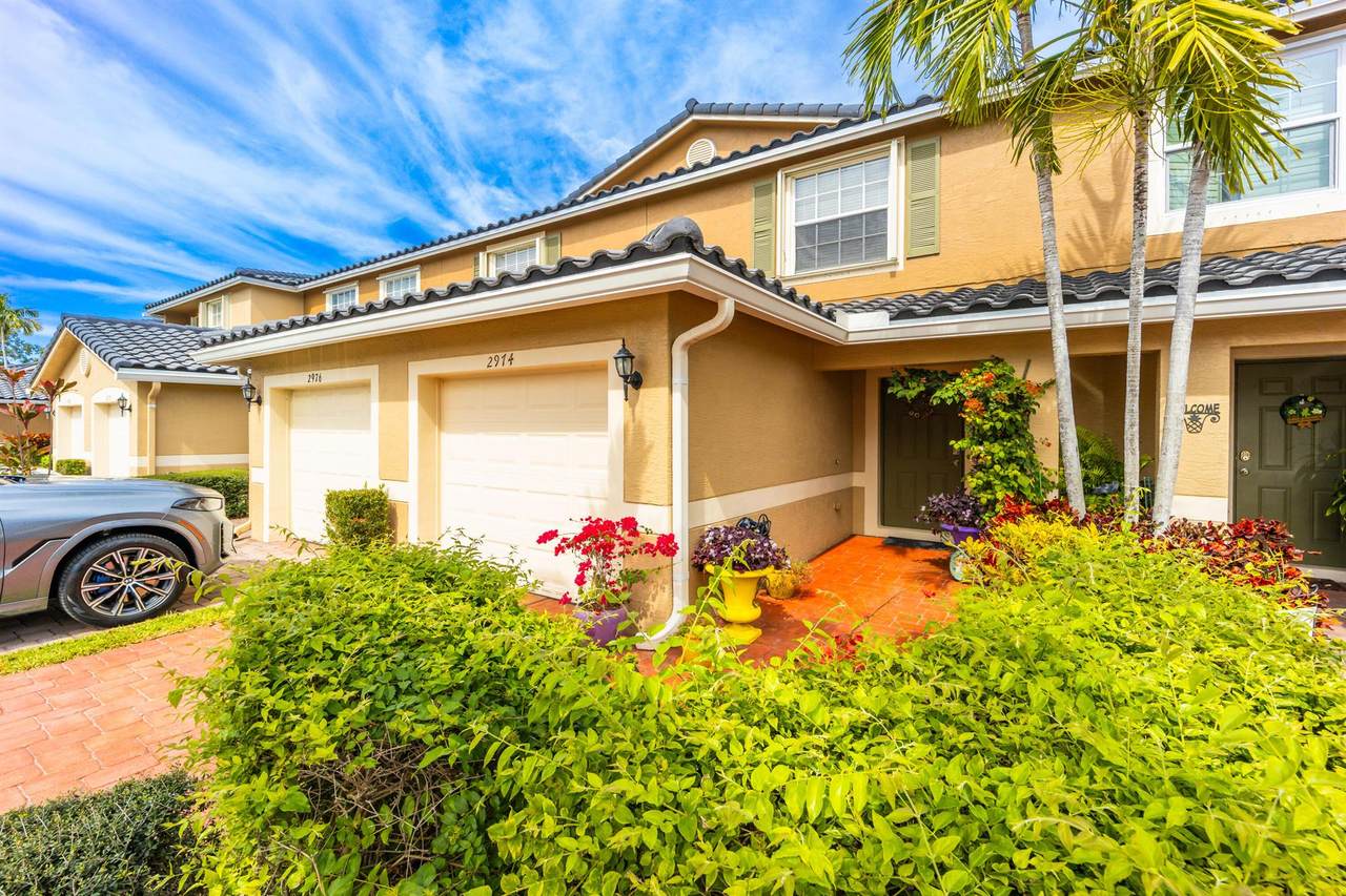 2974 Lexington Lakes Drive - Photo 1
