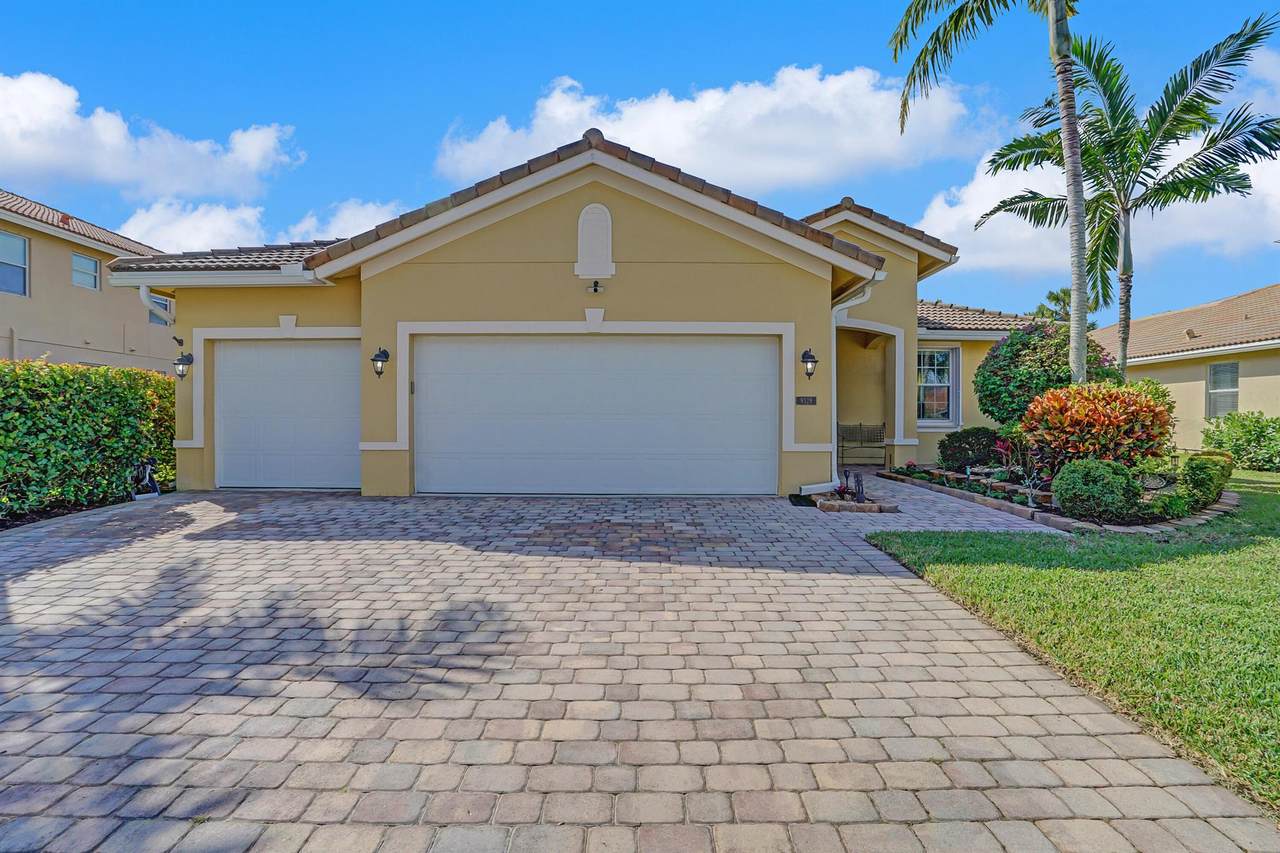 9328 Silent Oak Circle - Photo 1