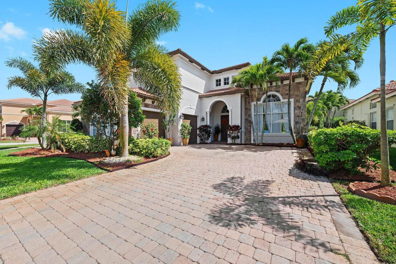 8697 Cobblestone Point Circle - Photo 1