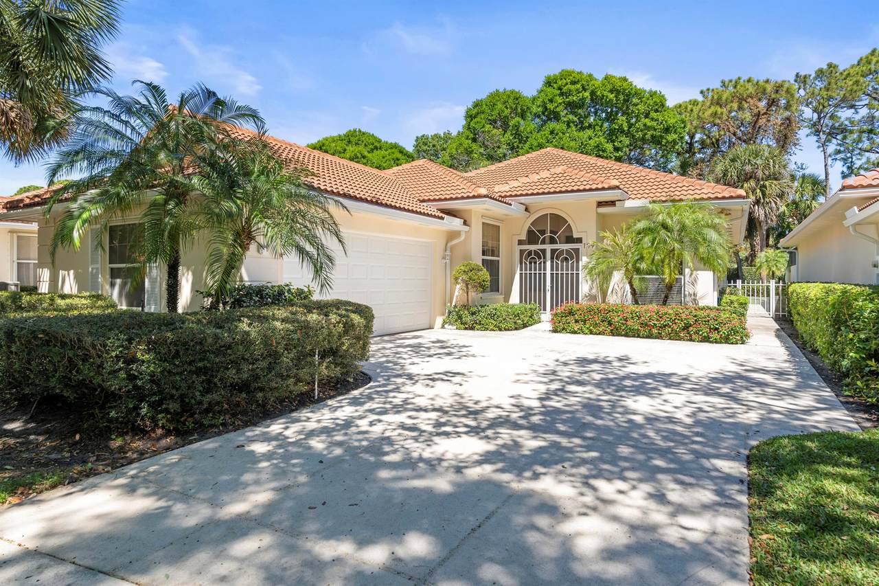 199 Tall Oaks Circle - Photo 1