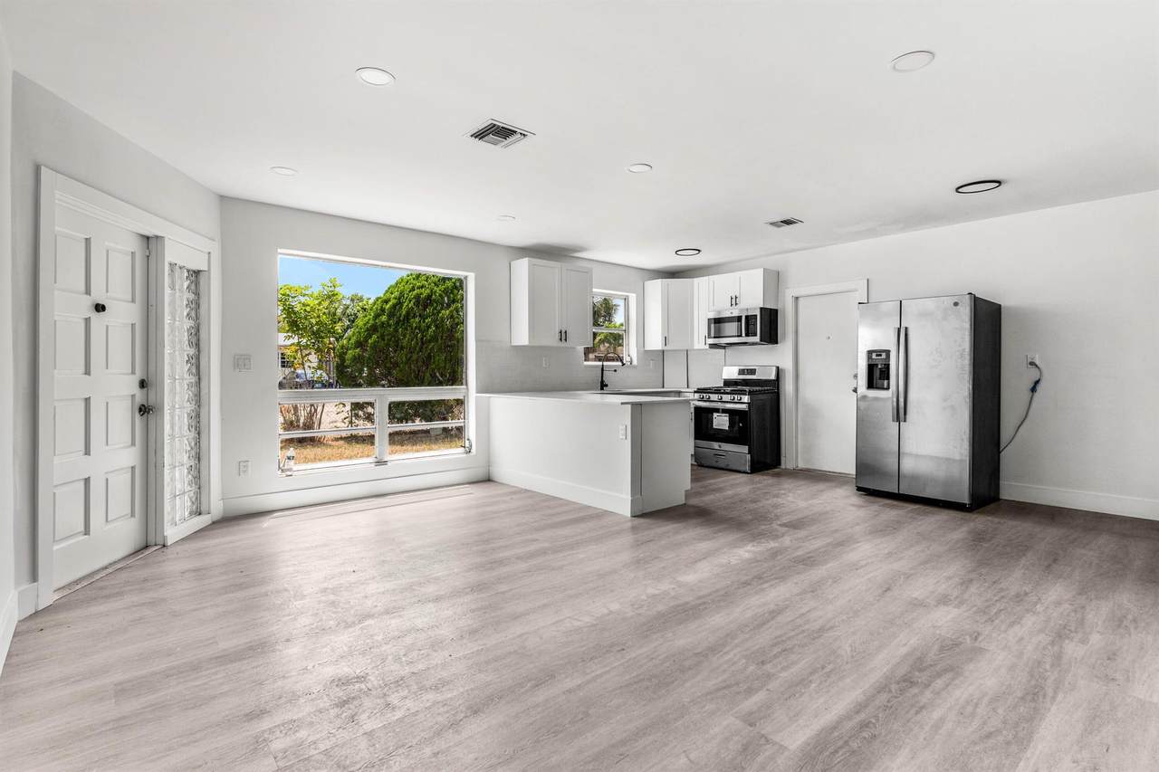 6831 Greene Street - Photo 1