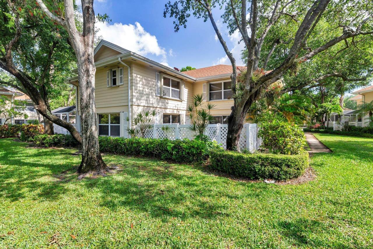 8142 Bridgewater Court - Photo 1