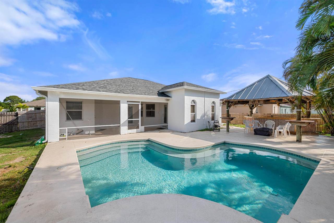 452 Baoy Avenue - Photo 1