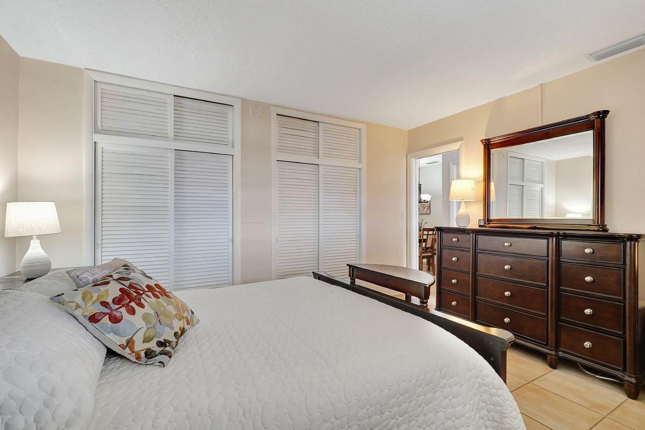 16790 14th Avenue - Photo 1