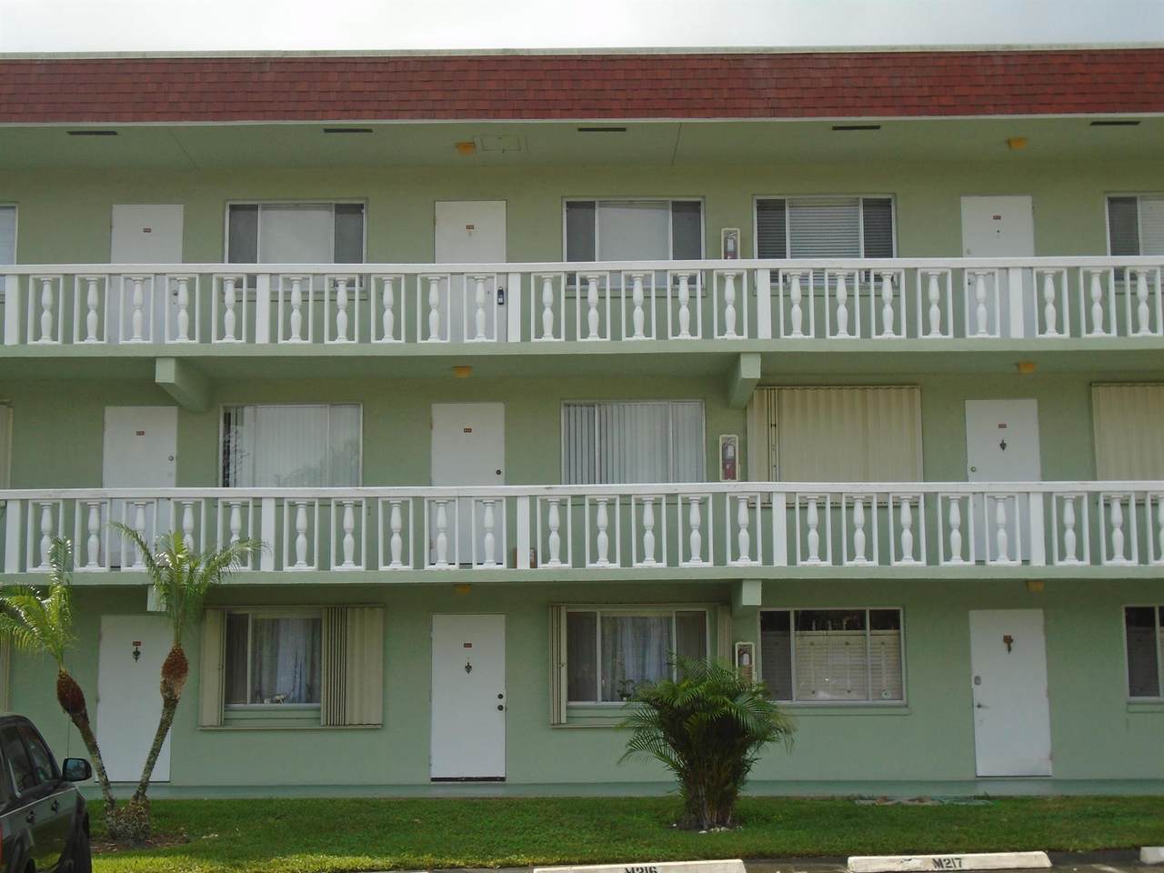 3300 Springdale Boulevard - Photo 1