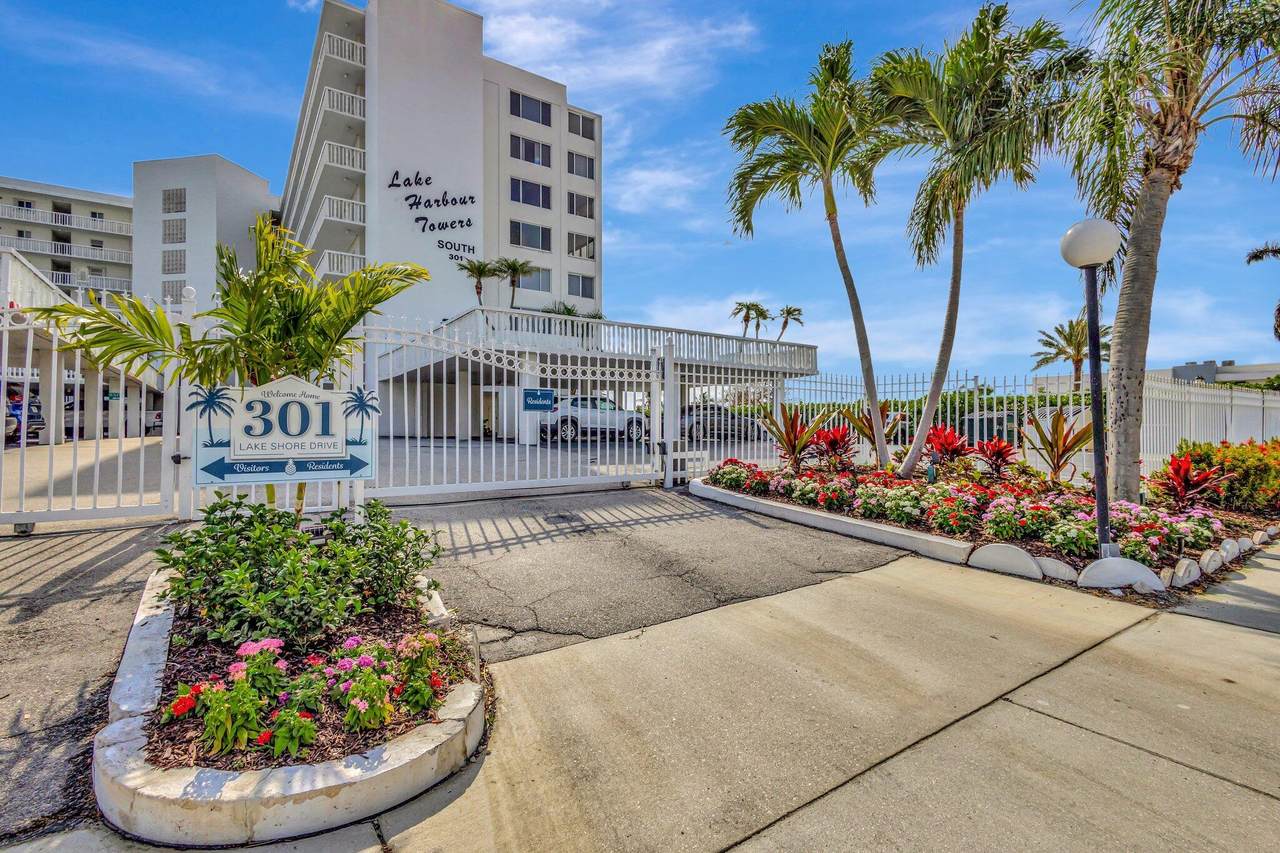 301 Lake Shore Drive - Photo 1