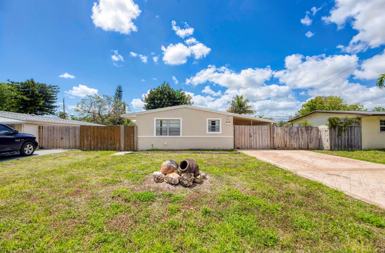 6160 2nd Street - Photo 1