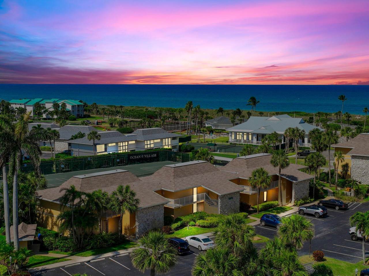 https://bt-photos.global.ssl.fastly.net/beaches/1280_boomver_1_R11086338-2.jpg