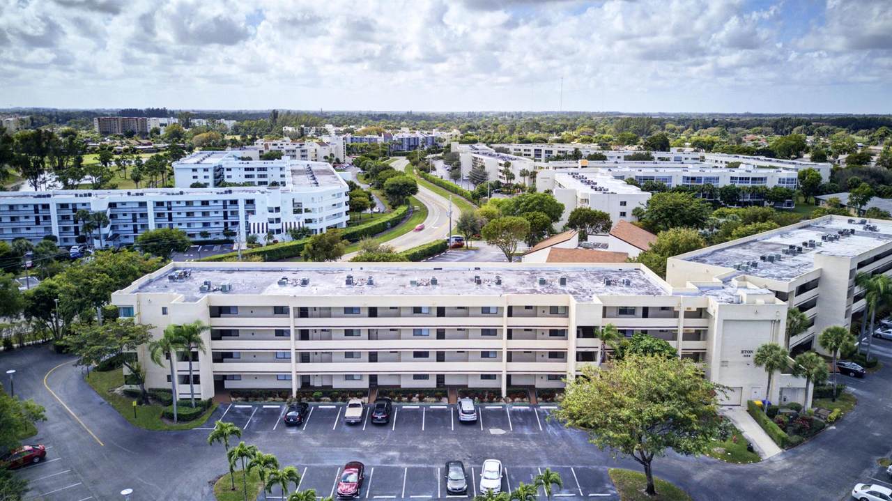 3154 Via Poinciana 114 - Photo 1